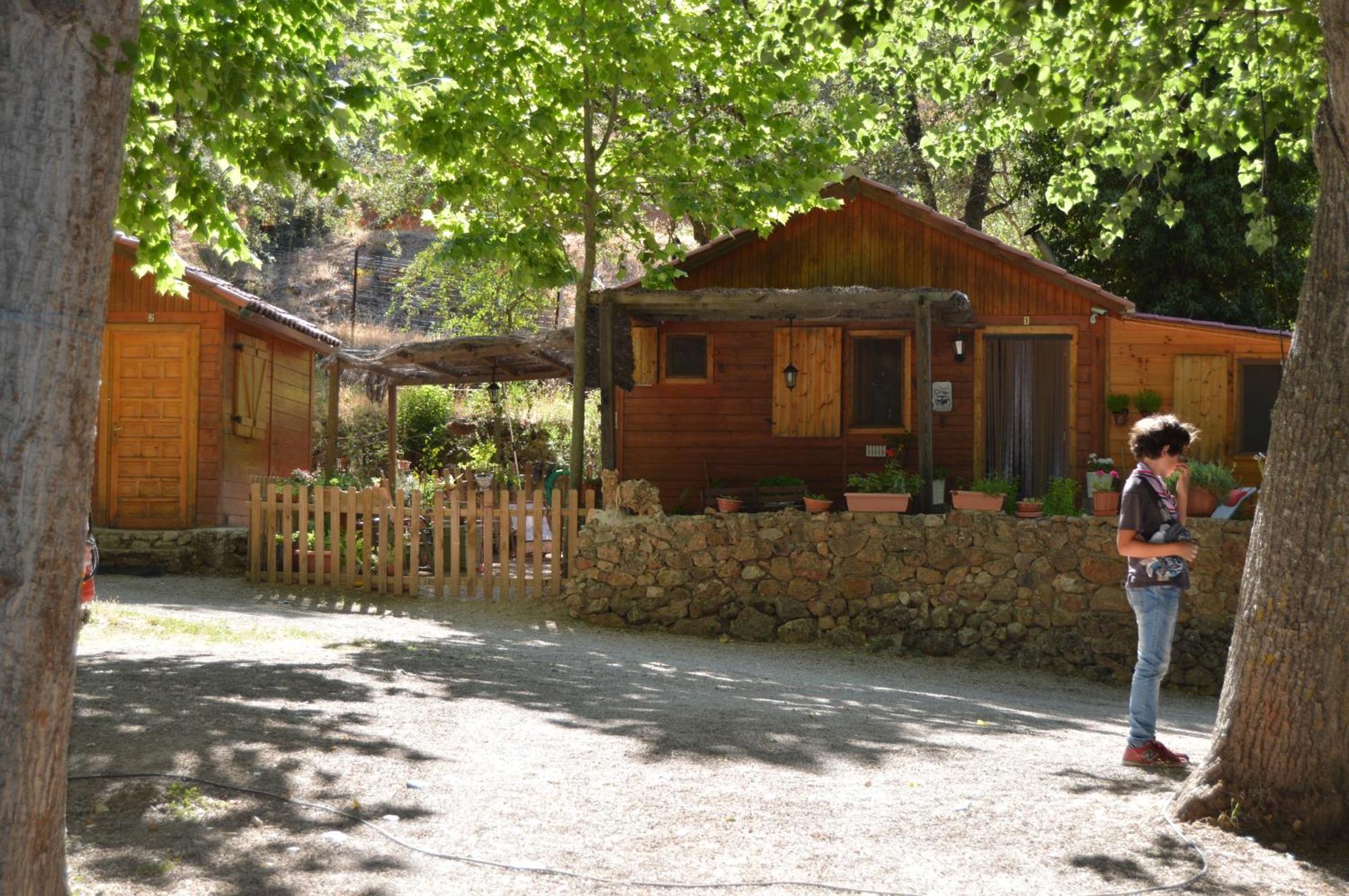 Cabanas Camping Sierra De Penascosa Exterior foto
