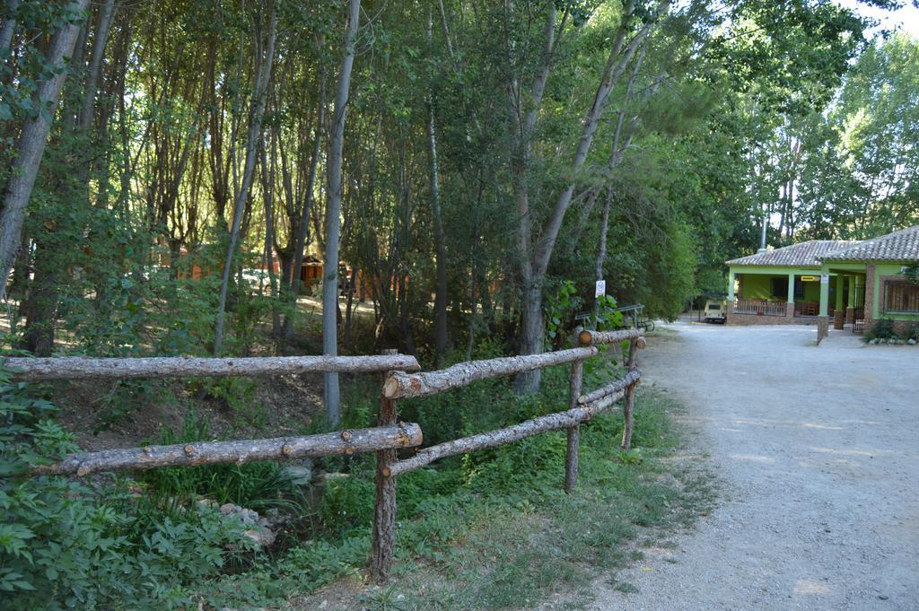 Cabanas Camping Sierra De Penascosa Exterior foto